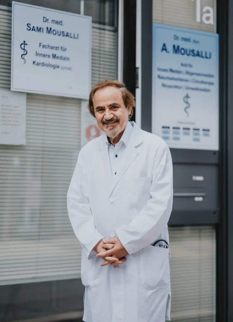 Dr. med. (syr) A. K. Mousalli